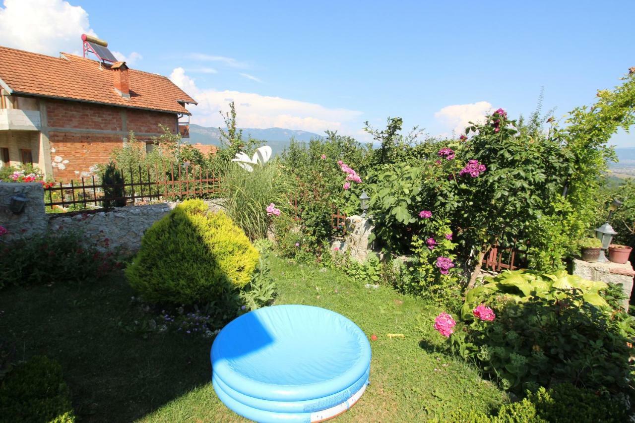 Apartmani Mishe Vevcani Exterior photo